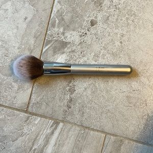 It Cosmetics for Ulta 108 Brush